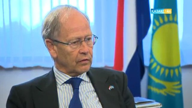 Франческа Начо Видалмен топтық порно көру Лада Денспен порно, ол шлюха, Лада Денс сорғыш