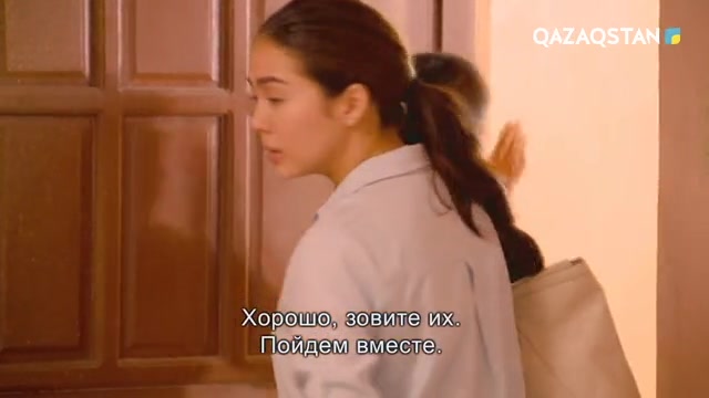 Әйелі күйеуі мен оның құрбысын сиқыған үйдегі видео